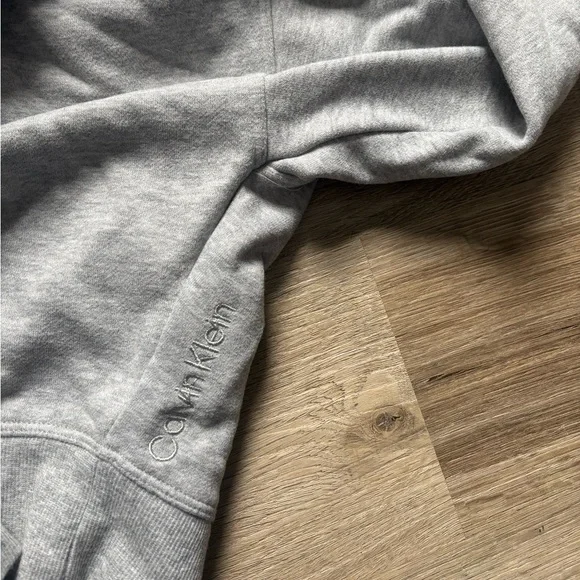 Calvin Klein Fleece Lined Zip up - Picture 4 of 4